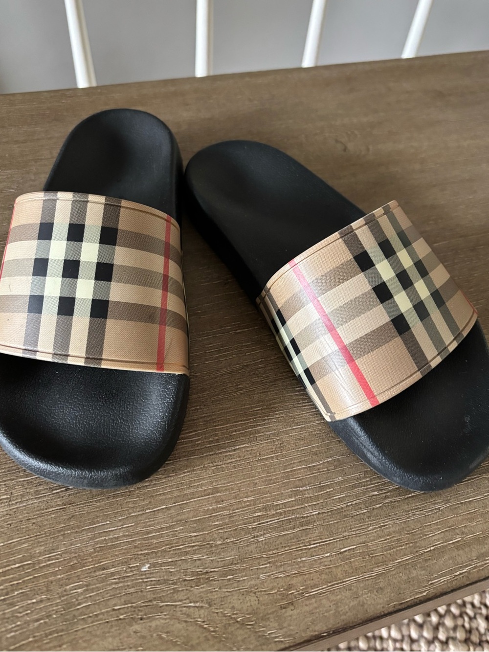 Burberry Slides.  Size 8 fit like 7 1/2     Like new
